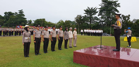 Dipimpin Langsung Kapolres, 49 Personel Polres Kuansing Peroleh Kenaikan Pangkat